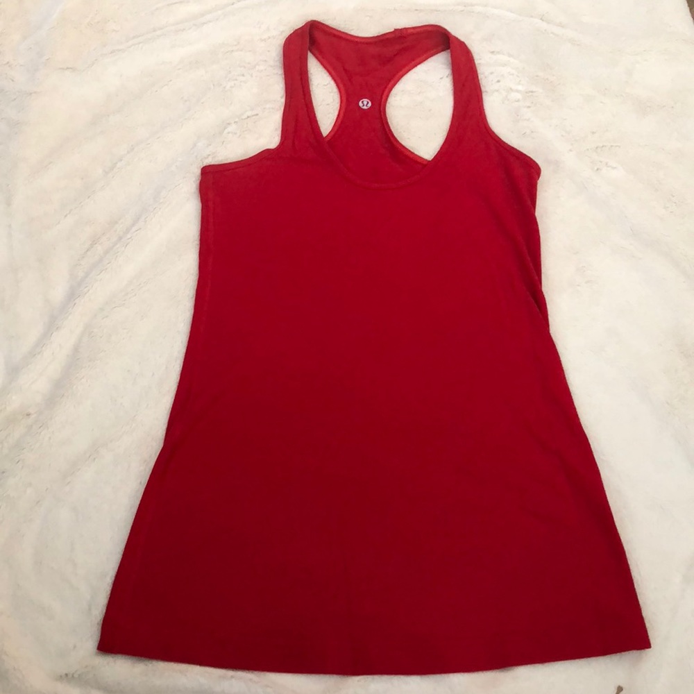 Lululemon tank